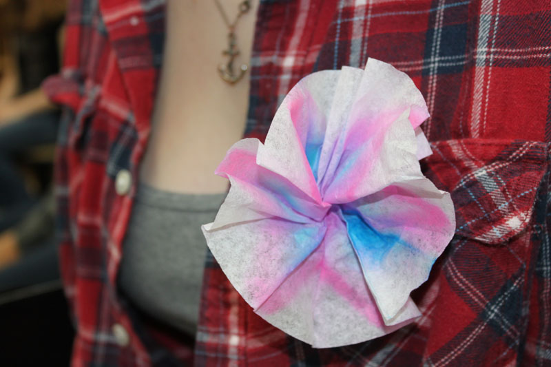 GSA wears paper flowers for Transgender Day of Remembrance