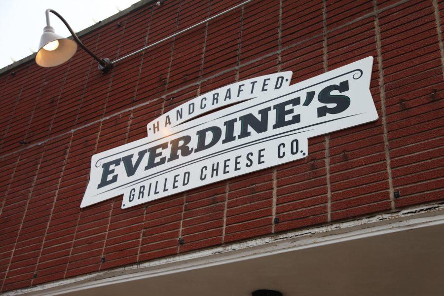 Everdine's Grilled Cheese Co. diversifies Downtown Naperville
