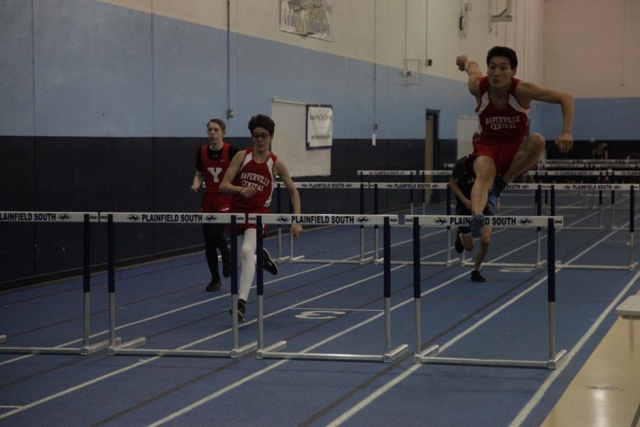 Boys+track+and+field+continues+strong+performance