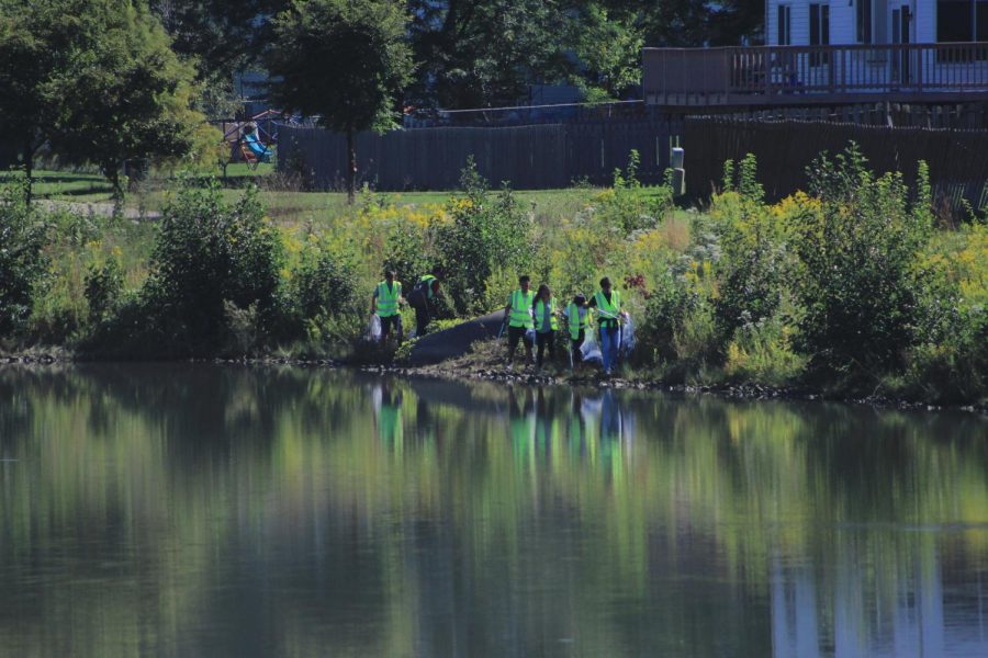 Photo Gallery: Illinois Waterway Cleanup