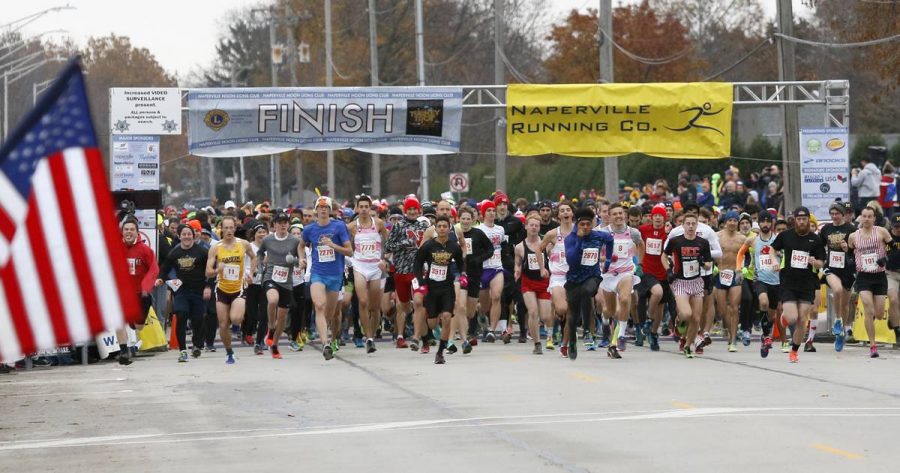 Runners gobble away at Naperville’s annual 2017 Turkey Trot marathon to raise money.
