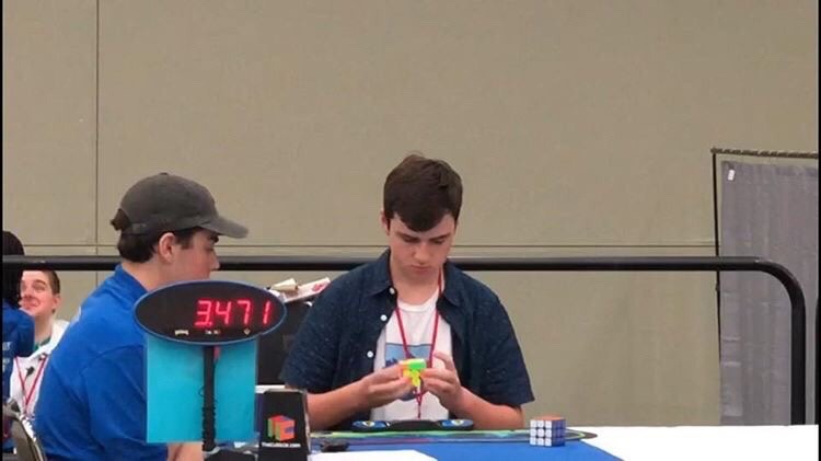 Joey+Rubas+at+a+competition%2C+CubingUSA+Nationals+2019