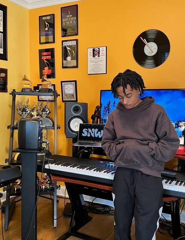 Senior Ashton Norful in his studio at home. The Grammys that his father won are also displayed in the room. PHOTO COURTESY OF ASHTON NORFUL.