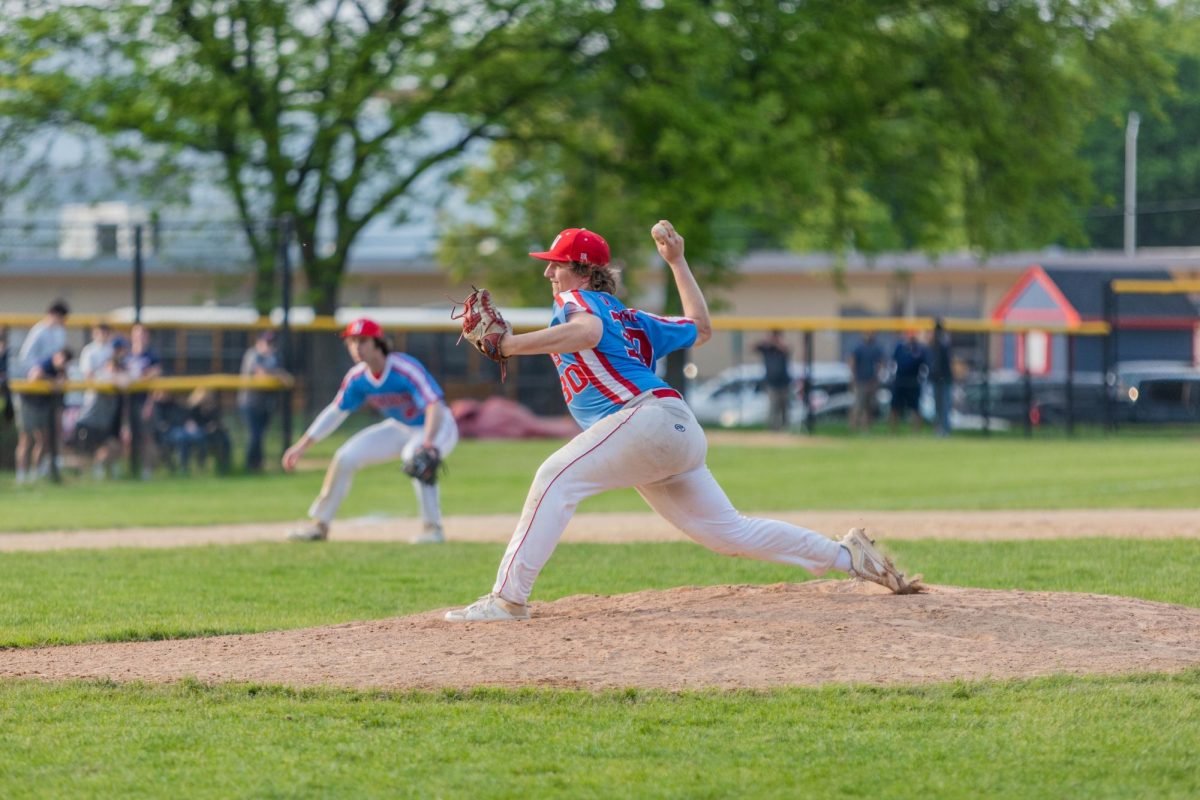 Gabe+Dickerson%2C+then+a+senior%2C+pitches+in+the+Dupage+Valley+Conference+Championship+on+May.+18%2C+2023.+Dickerson+and+14+other+seniors+graduated+last+year%2C+leaving+Central+with+a+nearly+entirely+new+roster+for+the+2024+season.