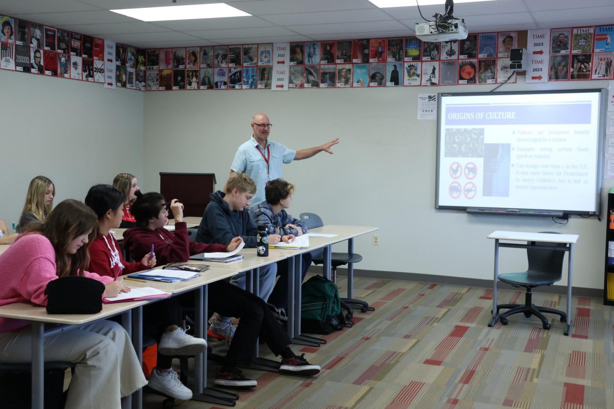 AP Human Geography teacher Randy Smith teaches his sixth period class on Oct. 16. AP Human Geography is one of several courses impacted by the Acceleration Act, which encourages more students to take Honors and AP courses.